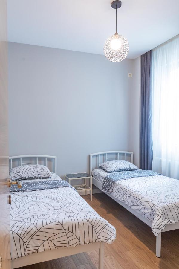 Apartment By The Sheraton باتومي المظهر الخارجي الصورة